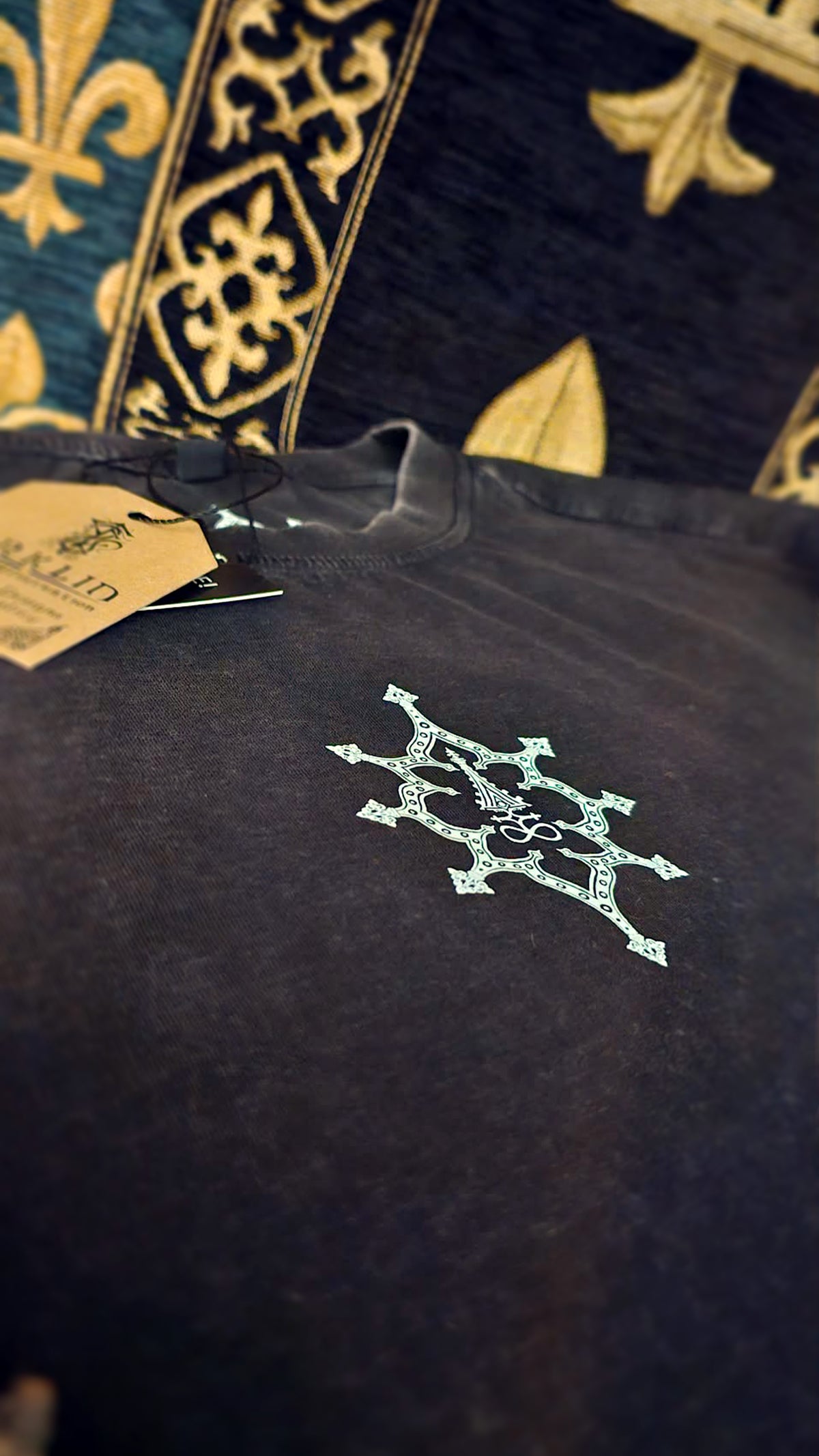 Tee: Ave Satanus (Fallen Priest)